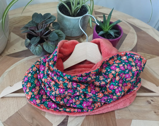 Snood fleurs de printemps